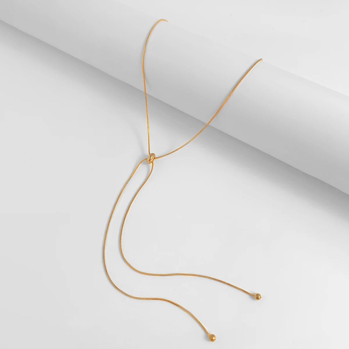 GRAMMY CHOKER NECKLACE